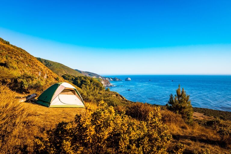 tent ocean blue sky camping sea 4880855